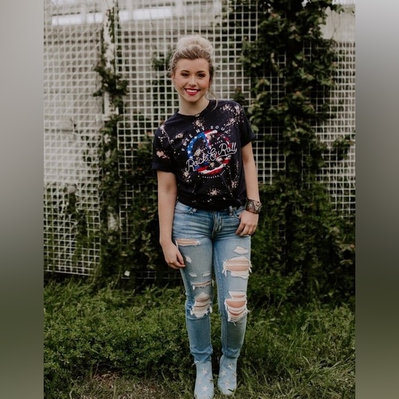 Get Lost in Rock & Roll Tee - Picture 2 of 3